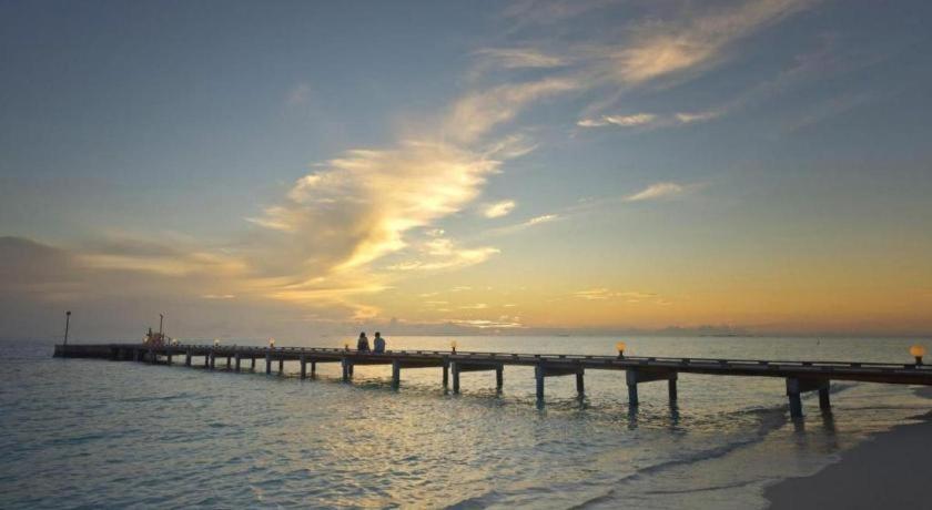 Angaga Island Resort And Spa Luaran gambar